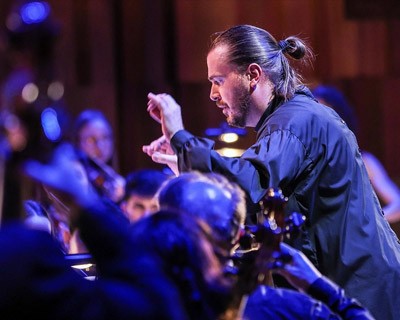 Оркестр La Voce Strumentale. Дирижёр — Дмитрий Синьковский
